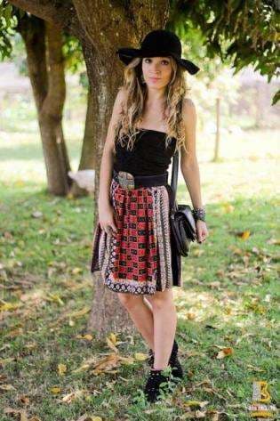 Chácara da família inspira editorial de moda boho com peças de brechó