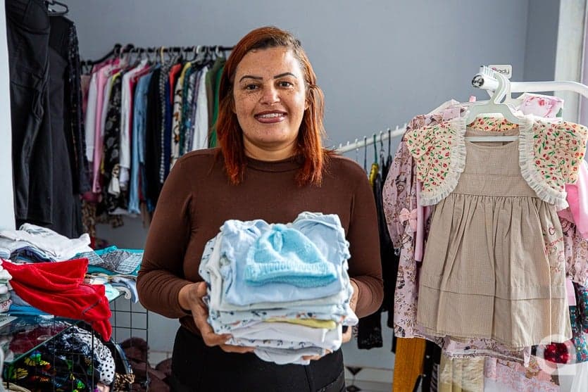 Empreendedora transforma brechó em fonte de renda e solidariedade em Umuarama